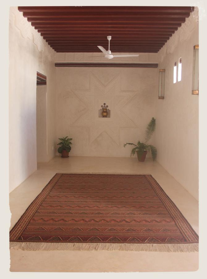 לינה וארוחת בוקר לאמו Andavelo House מראה חיצוני תמונה